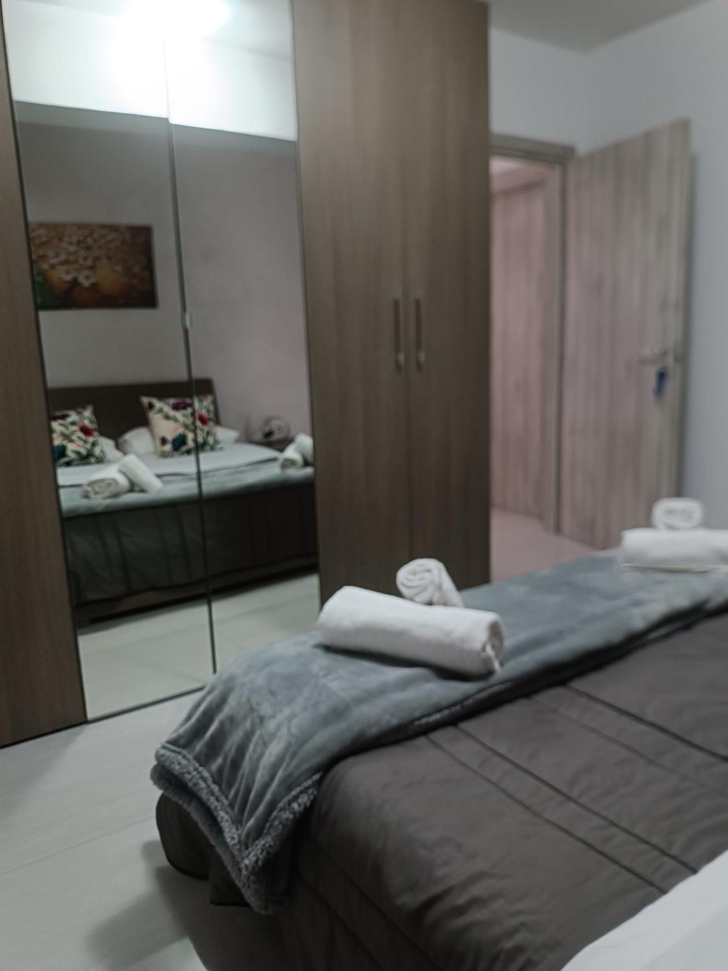 Sweety House Bed & Breakfast San Giovanni Gemini Exterior photo